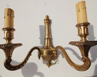 French pair of wall lights