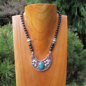 Tibetan Turquoise Coral Repousse Necklace: Vintage Ethnic Design