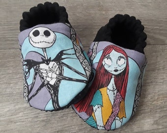 Zapatos de bebé de Jack y Sally (fabricados con tela con licencia)