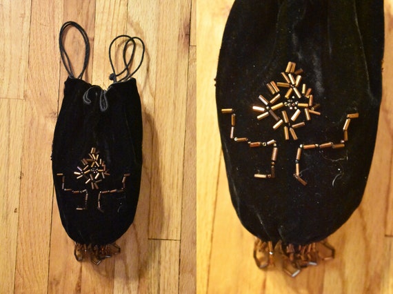 Vintage 20s Velvet Beaded Purse Drawstring Pouch R
