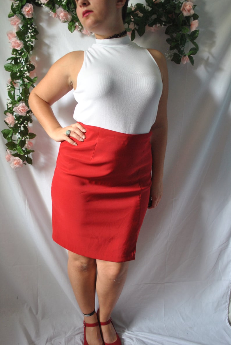 red bodycon midi skirt
