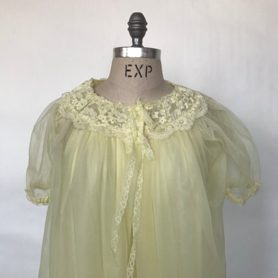 Vintage 50s Lemon Yellow Babydoll Nightie with Ma… - image 3