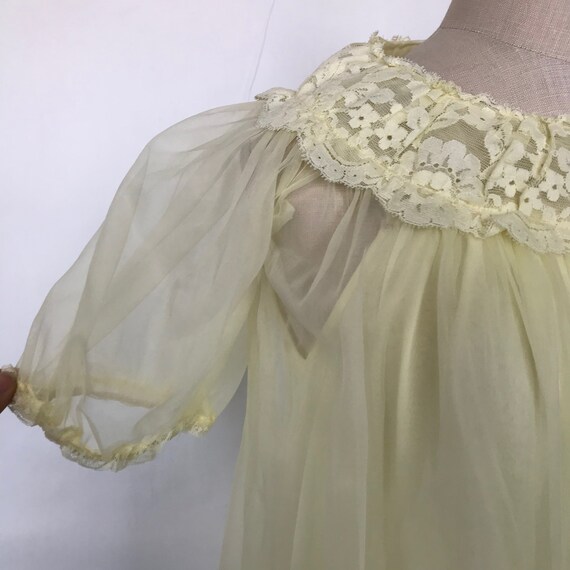 Vintage 50s Lemon Yellow Babydoll Nightie with Ma… - image 4