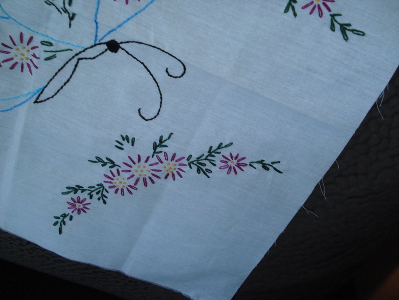 Vintage Hand Embroidery Quilt Block With a Butterfly Etsy