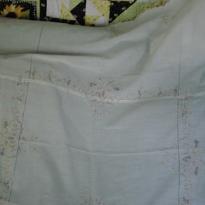 Vintage Drawn Thread Table Cloth