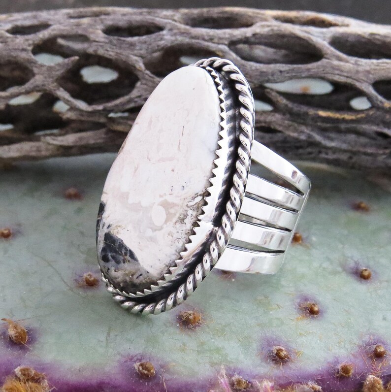 Men/'s Native American Silver White Buffalo Turquoise Ring Size 11 12 Made in the USA