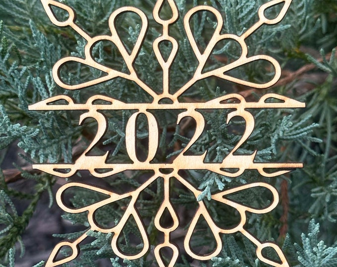 Chritsmas Ornament Snow Flake Custom Laser Cut with 2022