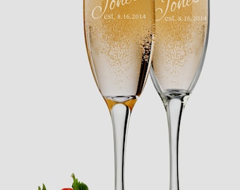 Mr. & Mrs. Wedding Champagne Flutes, 6 oz Personalized Engraved Set of 2, Custom Bride and Groom Toasting Glasses, Engagement Wedding Favors