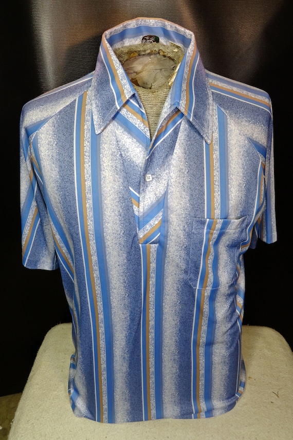 1970 Ware ' s Resort Ware 1970 Californie rayé bleu gros col manches courtes robe Disco chemise bouton pour homme Vintage Up grande taille 4ae224 1970 Ware ' s Resort Ware 1970 Californie rayé bleu gros col manches courtes robe Disco chemise bouton pour homme Vintage Up grande taille 4ae224
