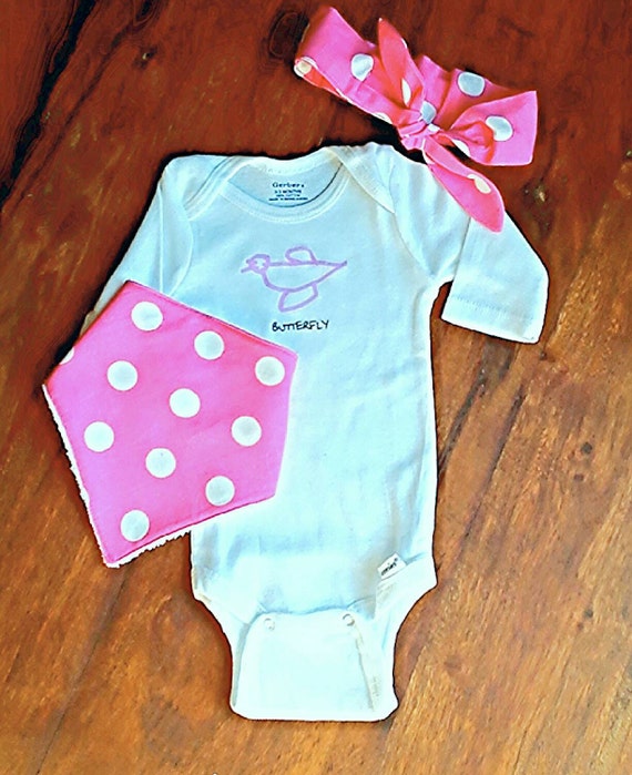 Items similar to Best Baby Gift Set with Graphic Tee Bandana Bib