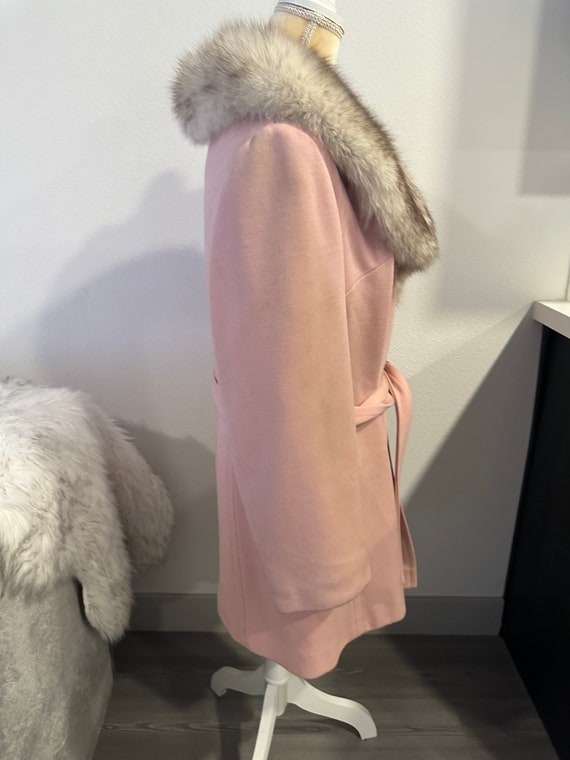 vintage Women’s fox fur trim coat Pink Belted Siz… - image 5