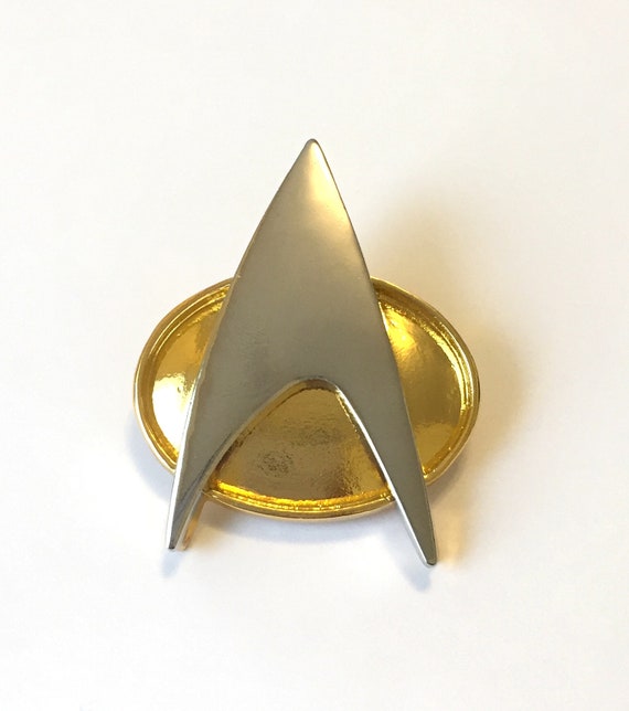 Star Trek:Next Generation Metal Communicator Pin /& Captain Rank Pip Set of 5