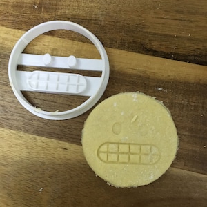 絵文字のぎこちない笑顔 3D プリント クッキー カッター