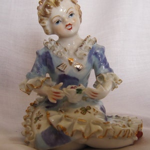 Sitting Girl, Young Girl Figurine Holding Flower, Porcelain Figurine, Girl Statue, Girl Figurine, Vintage, Victorian