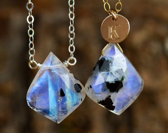 Rainbow Moonstone Necklace - June Birthstone Necklace - Personalized Jewelry - Rainbow Moonstone - Healing Crystal Neckalce  Gift for Her