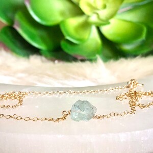 Raw Dainty Crystal Aquamarine Necklace - March Birthstone Jewelry - Pisces Necklace - Aquamarine Pendant - Gift for Pisces - Stone Jewelry