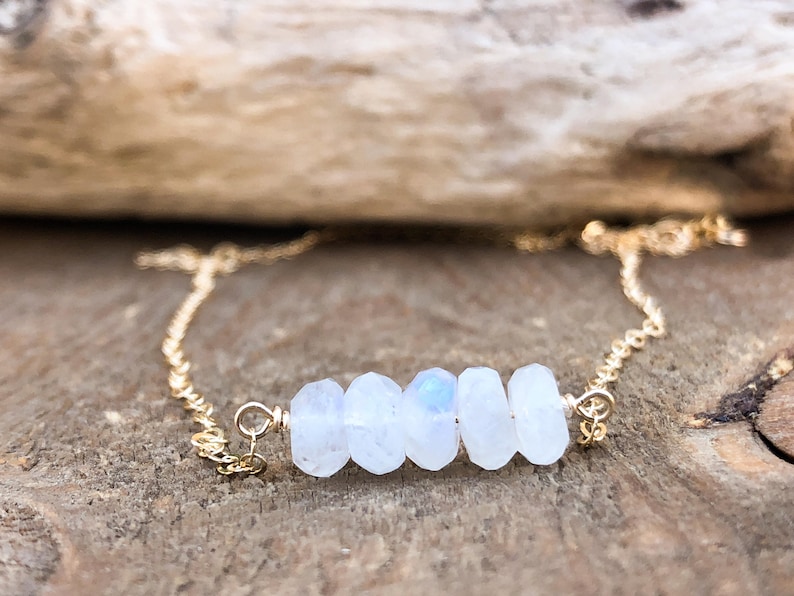 White Crystal Necklace Boho Wedding Gift for Bridal Party Wedding Neckalce Bridesmaid Necklace Rainbow Moonstone Bar Necklace