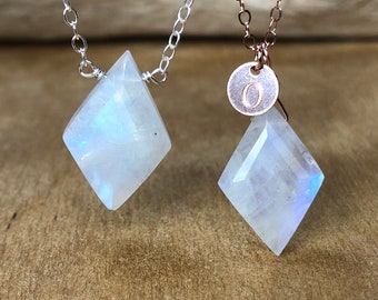 Rainbow Moonstone Necklace - Personalized Moonstone Jewelry - Gift for Her - Gemini Necklace - Crystal Necklace - June Birthstone