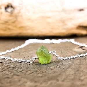 Raw Peridot Bracelet - Tiny Peridot Bracelet - August Birthstone - Dainty Peridot Bracelet - Silver Peridot Bracelet - Gold Peridot Bracelet