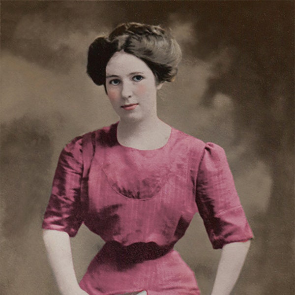 Restore and COLORIZE your treasured old photos! Bring new life two old memories!  Have a new Colorized  look to an old photo! BEST GIFT!