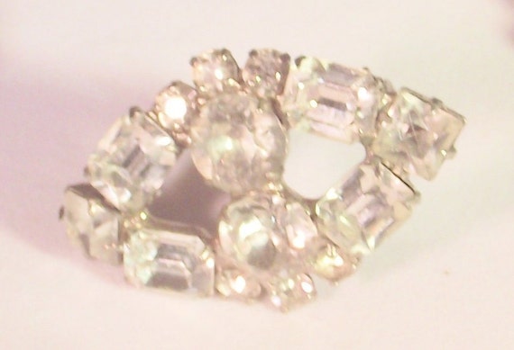 Kramer of New York Vintage 1960's rhinestone diam… - image 2