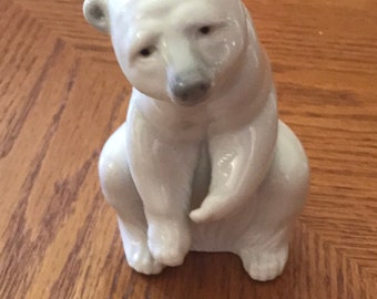 Vintage Lladro Resting Polar Bear Figurine #1208 Hand Painted Porcelain Sitting Polar Bear Signed Lladro
