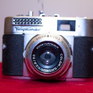 Vintage Mid-century Voigtlander 35mm Vito BL camera, range finder camera, very good condition