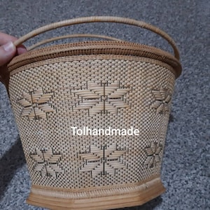 Cesta calentadora de tetera de tejido fino tailandés vintage.