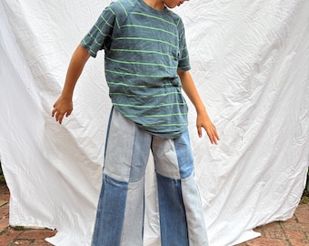 Handgjorda barnjeans i återvunnen denim, rutmönster, vida ben