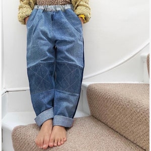 Jeans per bambini fatti a mano, jeans larghi in denim riciclato, jeans ecologici, moda sostenibile, età 2-12 anni