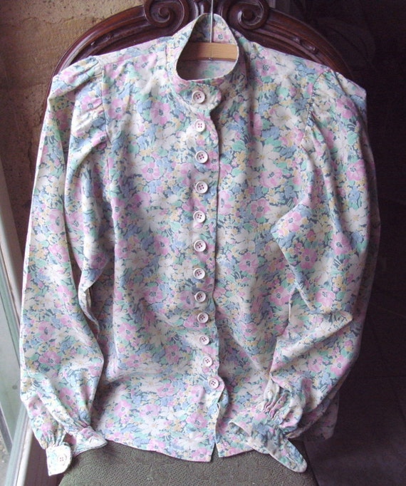1971 LEE BENDER at Bus Stop label-Pretty floral mu