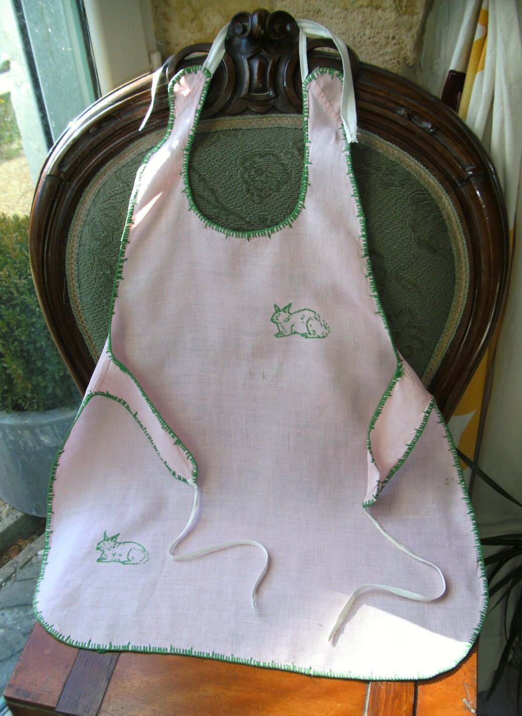 1920(Pré? Enfant V.pretty Hand-Made RoseBibApron-Mat.either Lin/Qual.cotton Feat.hand-Brod.green Mot