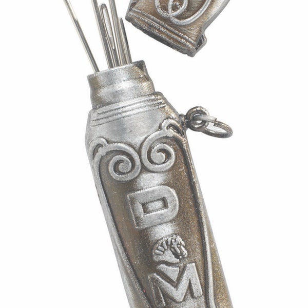 DMC Needle Case from Vintage Collection Range. Holds over 12 needles, Attach to Charelaine or secure to your project