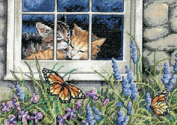 Dimensions Needlecrafts Hydrangea Floral Gold Petite Counted Cross Stitch Kit