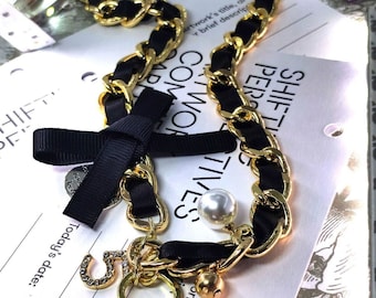 Chunky Chain Fashion Designer Inspired No5 Pearl Luxury Necklace 46cm Gold Tone  and Black ribbon