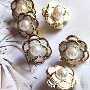 6pcs 18mm Off White Camellia Flower Shank buttons Faux Pearl Gold Colour Fashion