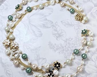 Camellia Pearl Pendant Long Necklace: Clover Floral Design