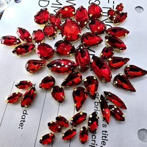 45 stuks rood siam gemengd naaikristallen glas diamant gouden klauwsteentjes edelstenen prachtig