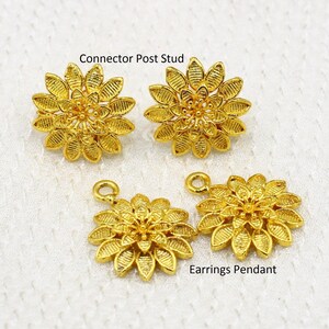 1 Pair 22Kt Gold Plated Flower Connector Post Stud / Flower Earrings Pendant / DIY Jewelry Making Supplies / Earring Findings / Components