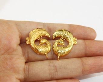Peacock Connector Post Stud / 26mm / 22kt Gold Plated Engraved Ear Post / Jewelry Making Supplies / Earring Connectors / Jewelry Components