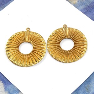 1 Pair 40mm 22kt Gold Plated Crinkled Round Pendant / Crinkled link Connectors / Earring Findings / Jewelry Components / DIY Jewelry Making