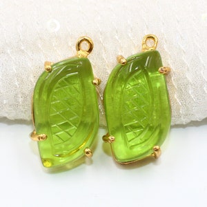 Peridot Quartz, Teal Green Quartz Hand Carved Prong Set Pendant / 22kt Gold Plated Handcrafted Single Loop Connector / DIY Jewelry Supplies