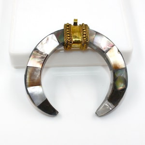 Perlmutt-Schwarz-Weiß-Horn-Anhänger | 70 mm MOP Halbmond Anhänger | Boho Ethno Tribal Abalone Muschel Doppelhorn Anhänger | Zum Selbermachen