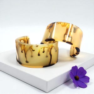 Shaded Brown Resin Cuff Bangle | Wide Translucent Bracelet | Party Wear Lightweight Statement Jewelry | Retro Style Gift for Her | RGJB114