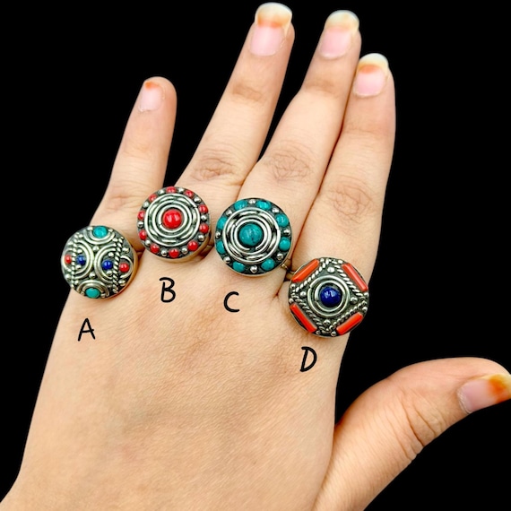 Bague Réglable Népalaise Turquoise Et Corail – Faite Main – Plaqué Argent Sur Laiton – Neuf