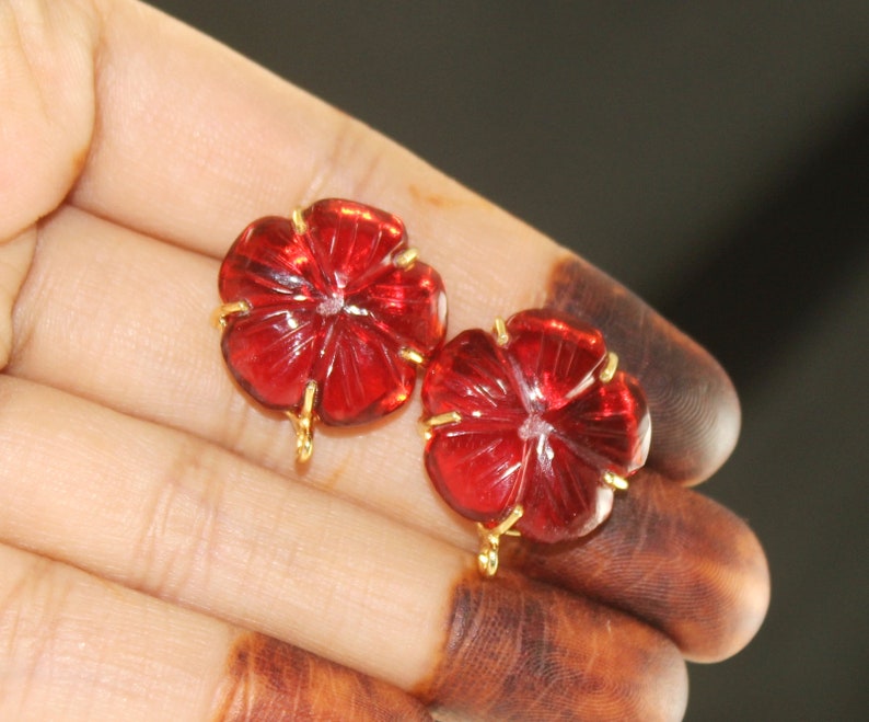 Supplies Findings GC95 23x20mm Red Quartz Hand Carved Flower Ear post Prong Set Stud Ear post Gemstone Ear-post DIY Jewelry Making