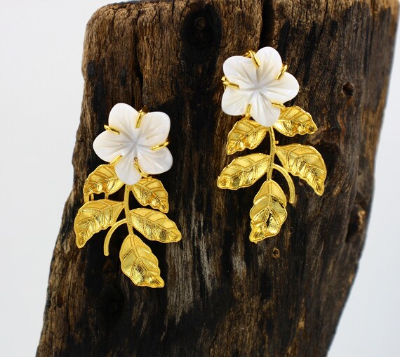 Hand Carved Mother of Pearl Flower Earrings | 18kt Gold Plated MOP Shell Leaves Earrings | Handmade Prong Set Earrings | Bridesmaid Earrings