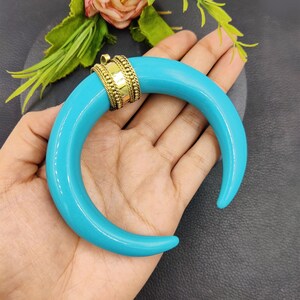 Türkis Farbe Harz Großer Halbmond Mond Horn Anhänger 92 mm Einzel Bail Harz Doppel Horn Anhänger Boho Horn Anhänger DIY Schmuck Zubehör