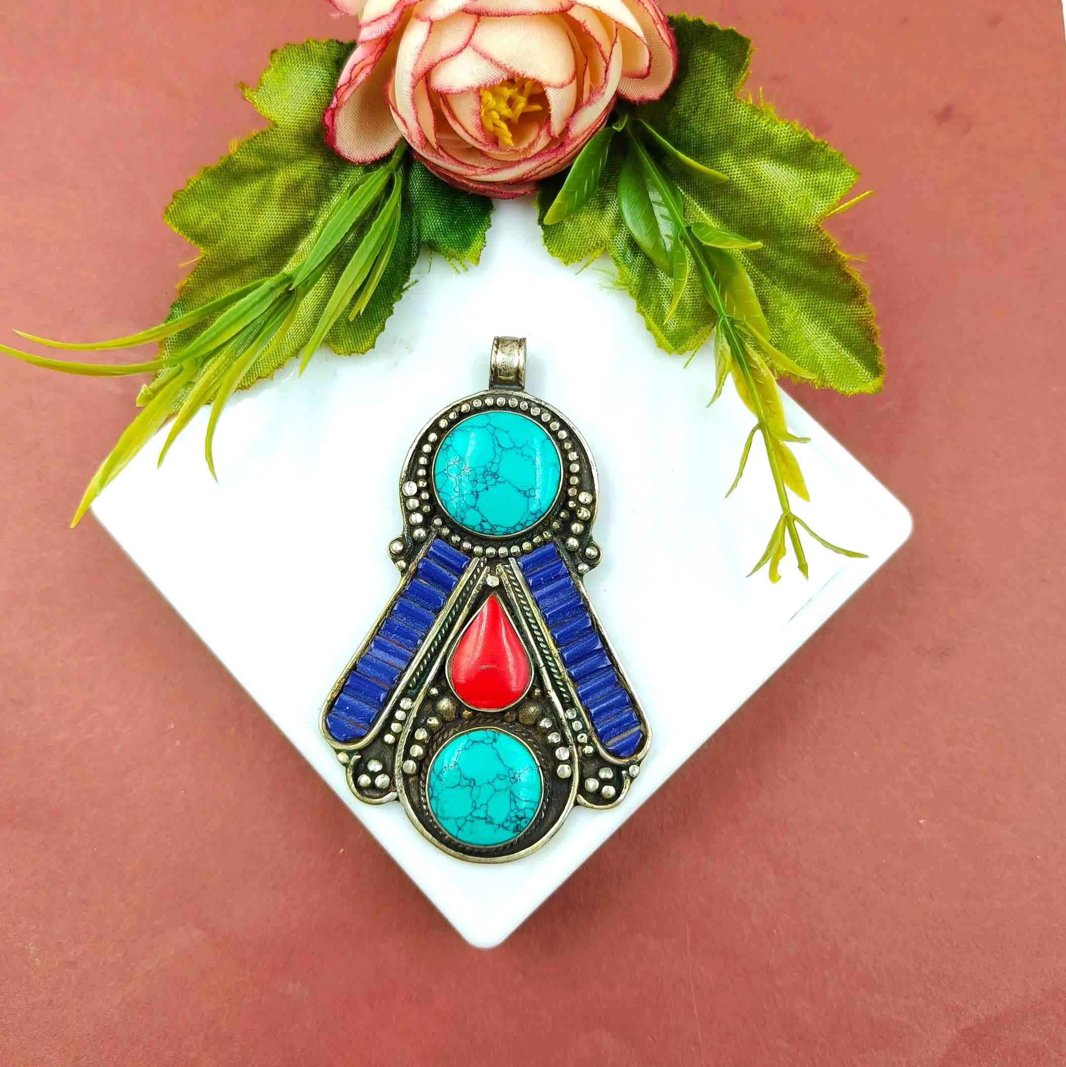 Pendentif Népalais Fait Main Lapis-lazuli Corail Turquoise - Argenté, 2.3" - Neuf