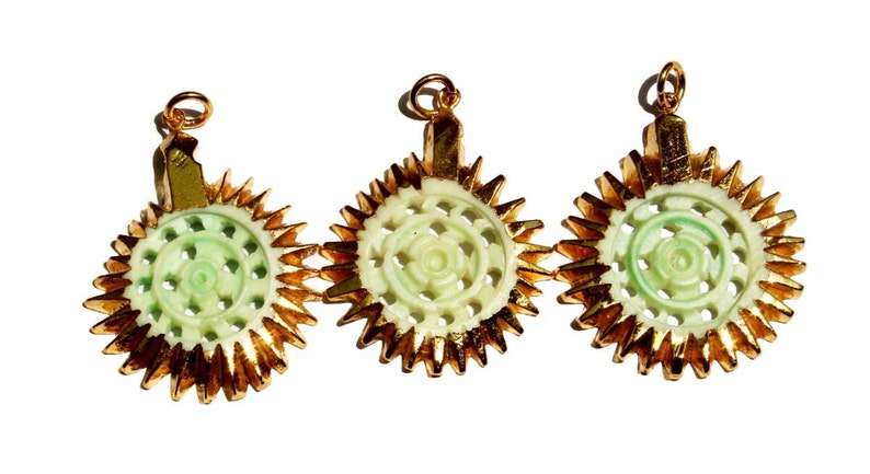 DIY 24Kt Gold Electroplated White Bone Carved Flower Pendant Gold Plated Loop /& Bail Gold Electroformed Bone Pendant Carved Bone Pendant